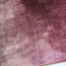 Load image into Gallery viewer, Savoie Vintage Rose Rug