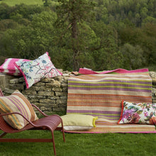Carregar imagem no visualizador da galeria, Mahakam Coral Outdoor/Indoor Rug