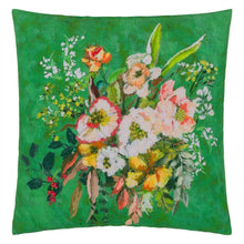 Carregar imagem no visualizador da galeria, Margaretta Linen Emerald Cushion