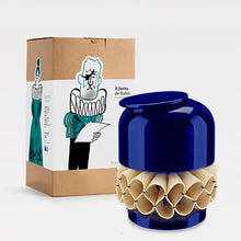 Carregar imagem no visualizador da galeria, A Gola de Rufos - Cobalt Blue Bonbon Container