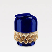 Carregar imagem no visualizador da galeria, A Gola de Rufos - Cobalt Blue Bonbon Container