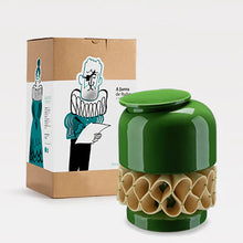 Carregar imagem no visualizador da galeria, A Gola de Rufos - Green Bonbon Container