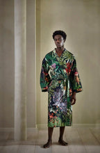 Carregar imagem no visualizador da galeria, Raven Menagerie of Extinct Animals Kimono