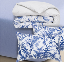 Carregar imagem no visualizador da galeria, Jardin d' Eden Set (1 Duvet Cover + 2 pillows 50x75 + Nuances - fitted sheets )