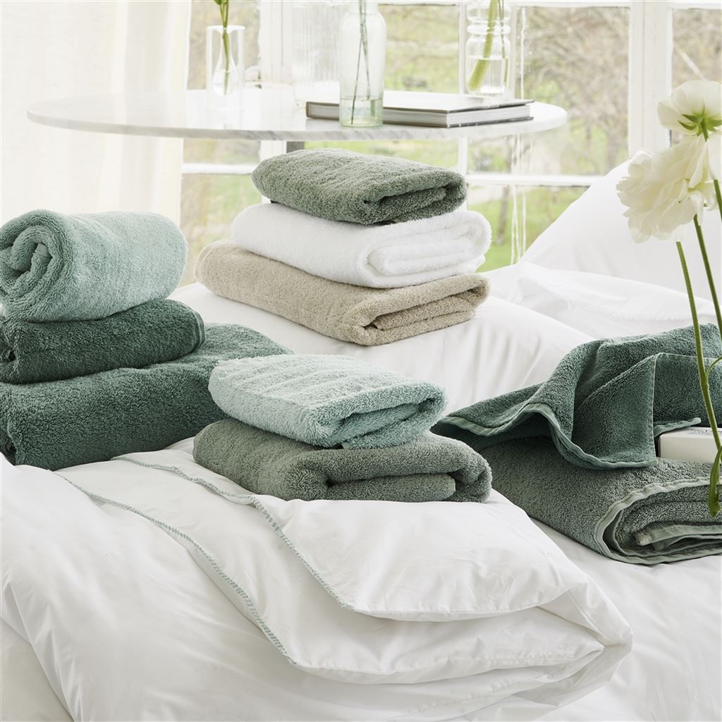 Loweswater organic celadon towels