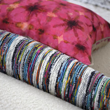 Load image into Gallery viewer, Shibori fucsia cotton cushion
