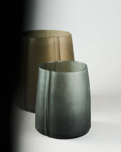 Carregar imagem no visualizador da galeria, Vase 01 Dark Gray Shapes