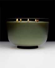 Carregar imagem no visualizador da galeria, Scented Candle M smoky gray Antwerp