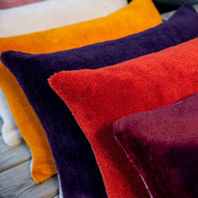 Carregar imagem no visualizador da galeria, Wool plush