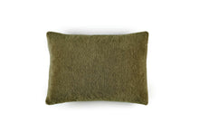 Carregar imagem no visualizador da galeria, Wool plush