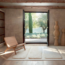 Load image into Gallery viewer, Alaska Edelweiss rug