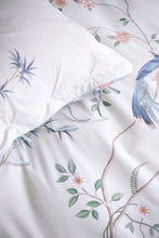 Carregar imagem no visualizador da galeria, Bamboo Blossom White Duvet Cover