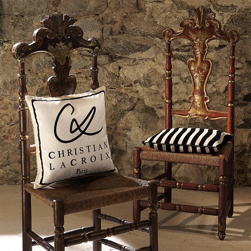 Guapa Arena cushion