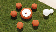 Carregar imagem no visualizador da galeria, Don Out Table