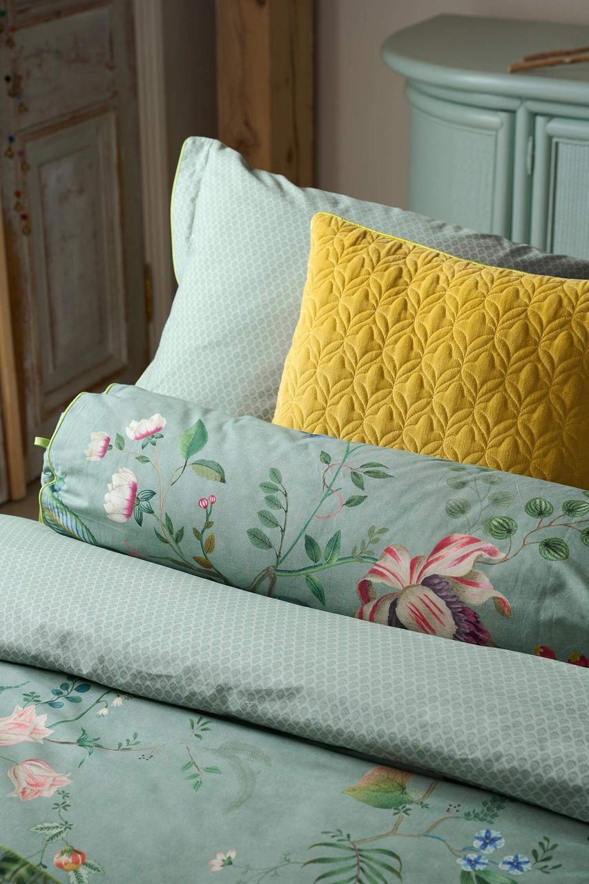 Roll Cushion Everbloom Green
