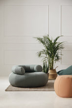 Carregar imagem no visualizador da galeria, Don Out Sofa