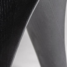 Carregar imagem no visualizador da galeria, BILZEN DINING TABLE