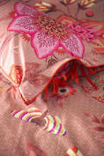 Carregar imagem no visualizador da galeria, Viva la Vida Duvet Cover