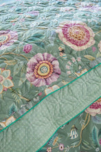 Load image into Gallery viewer, Viva las Flores Quilt green