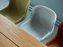 Carregar imagem no visualizador da galeria, Hyg chair
