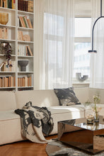 Carregar imagem no visualizador da galeria, Floreo throw