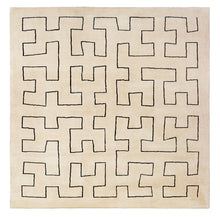 Load image into Gallery viewer, Maze