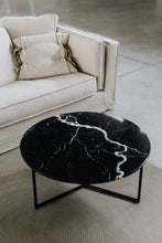 Carregar imagem no visualizador da galeria, Oval coffee table