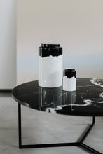 Carregar imagem no visualizador da galeria, Oval coffee table