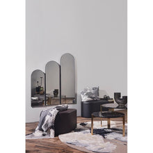 Load image into Gallery viewer, Tribus round