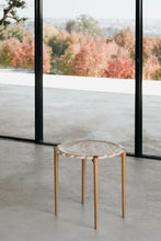 Load image into Gallery viewer, Clock travertine