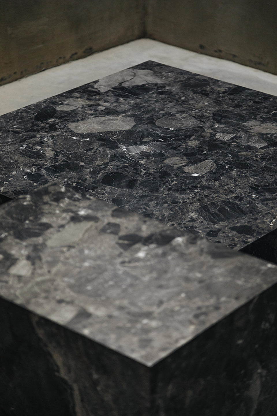 Edge Gris Alvito