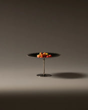 Carregar imagem no visualizador da galeria, Edges Cake Stand
