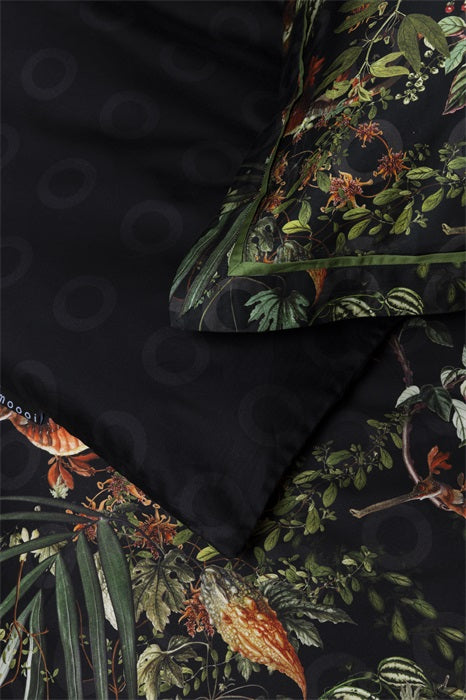 Menagerie of Extinct Animals Duvet Cover Set Raven