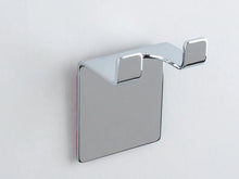 Carregar imagem no visualizador da galeria, Hook WH4 Self-adhesive
