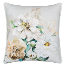 Carregar imagem no visualizador da galeria, Jardin Botanique Grande Birch Linen Cushion
