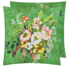 Load image into Gallery viewer, Margaretta Linen Emerald Cushion
