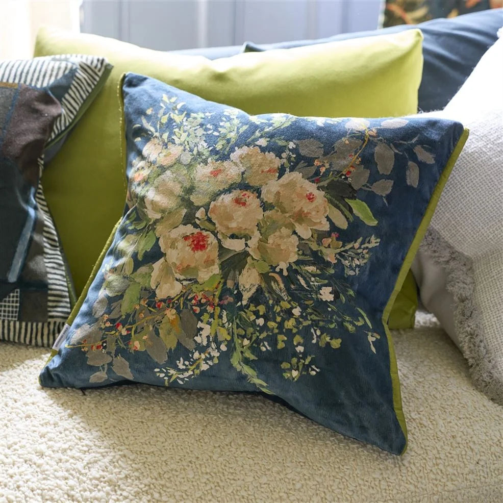 Margaretta Velours Noir Decorative Pillow