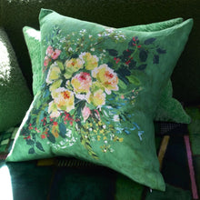 Load image into Gallery viewer, Margaretta Linen Emerald Cushion
