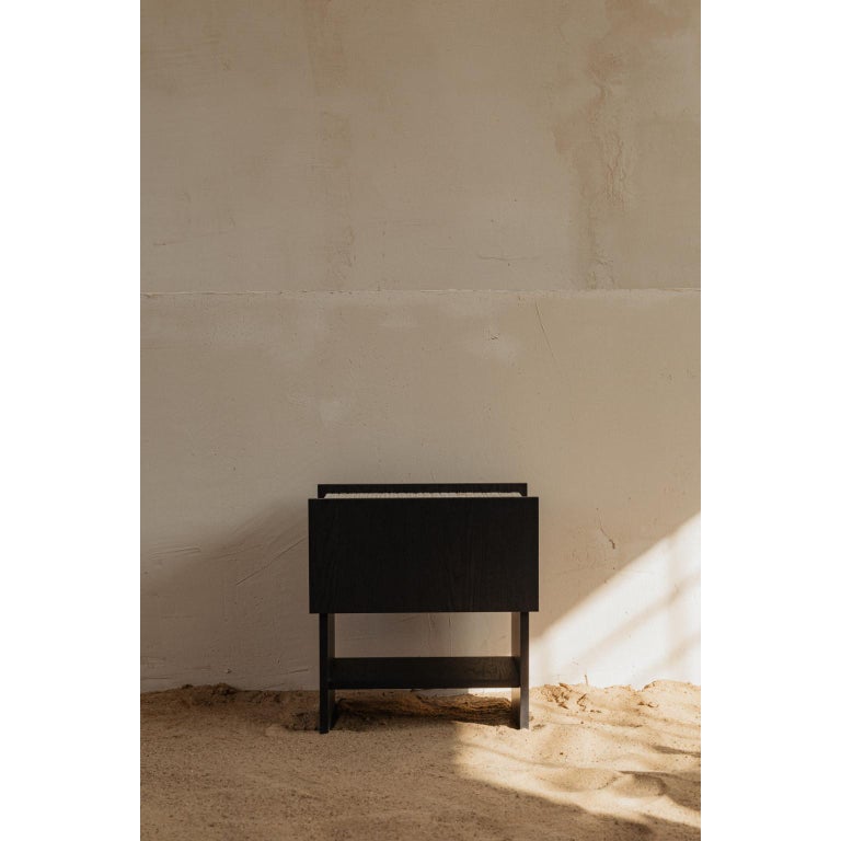 Noto bedside table