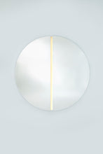 Carregar imagem no visualizador da galeria, Luna light round
