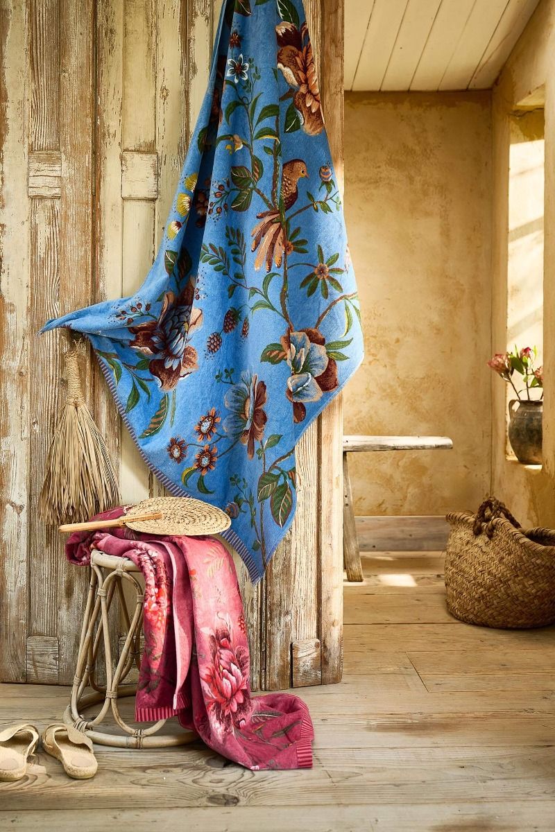 Secret Garden Blue