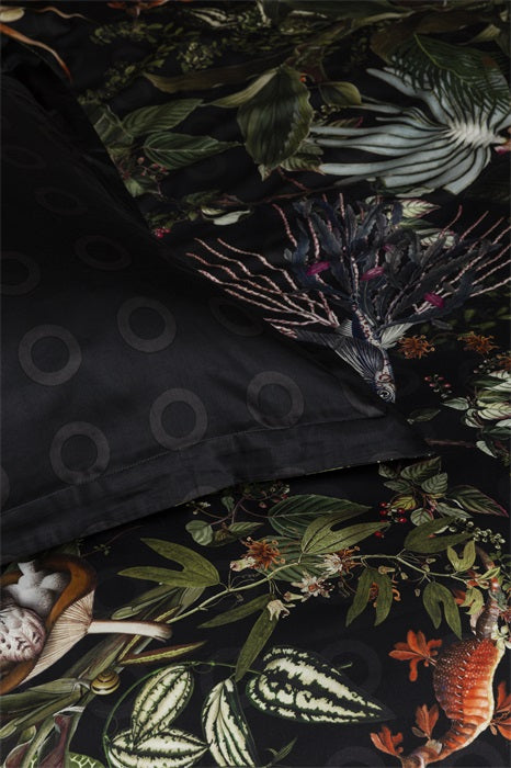 Menagerie of Extinct Animals Duvet Cover Set Raven