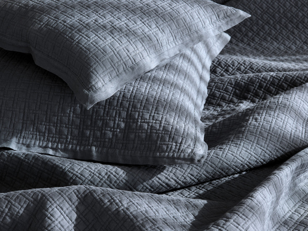 Adorno bedspread