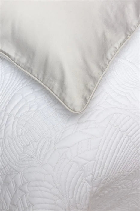 Embroidered Dodo Pavone Duvet Cover Set White