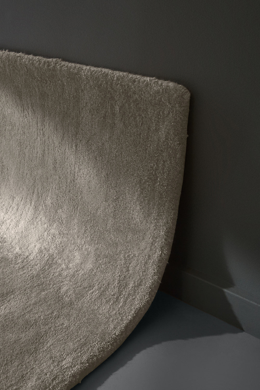 Stilla rug - taupe