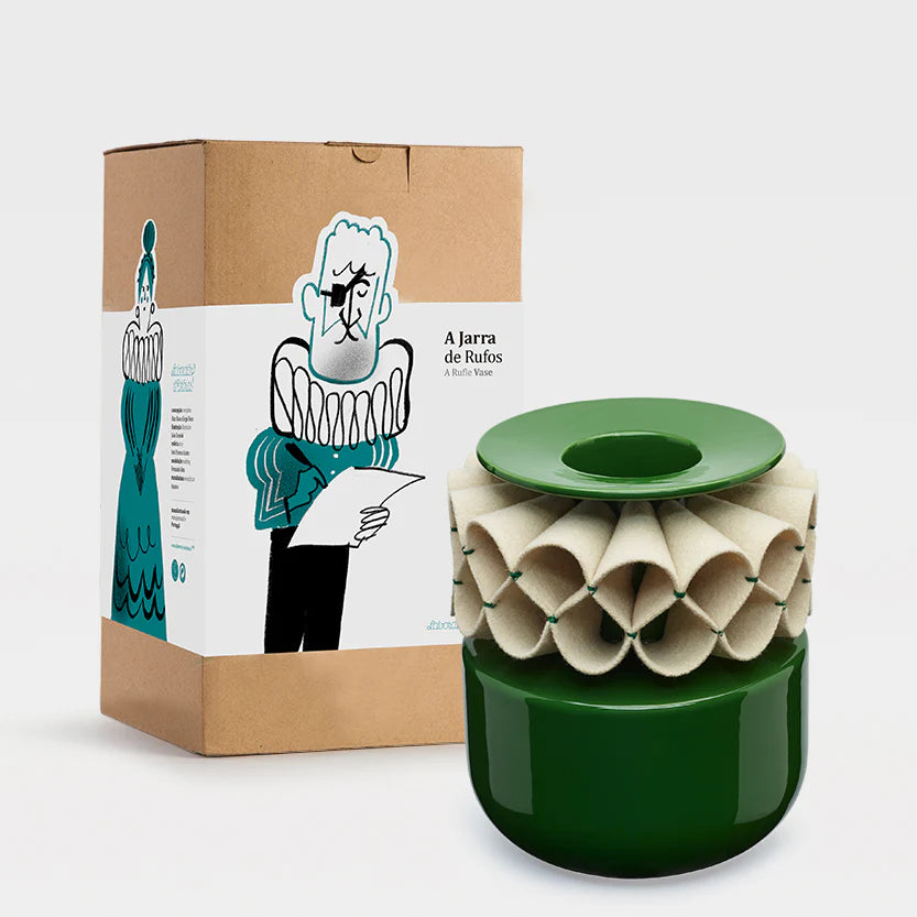 A Gola de Rufos - Small Green Vase