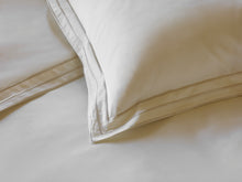 Load image into Gallery viewer, Alba Oxford pillowcases

