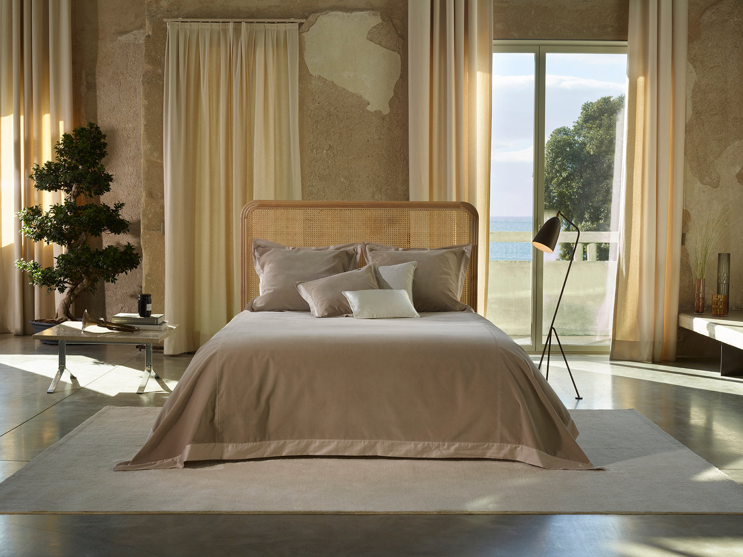 Cirrus bedspread