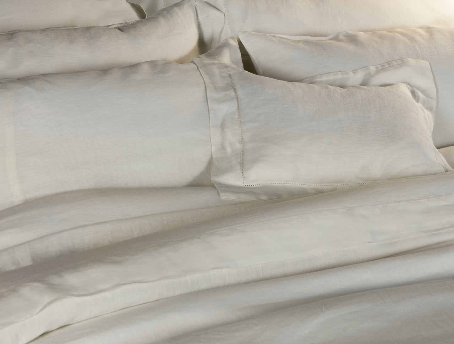 Maia top sheets