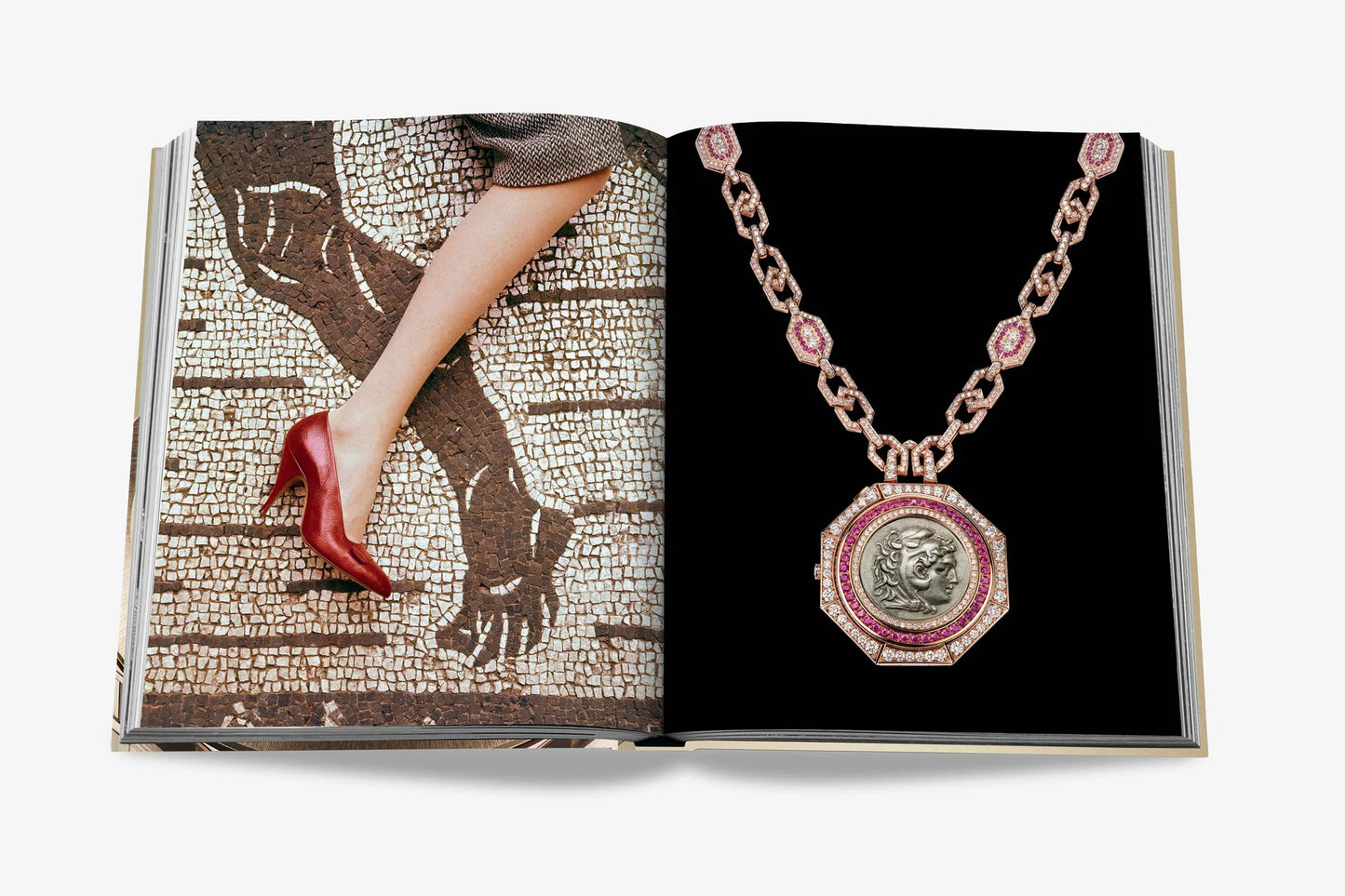 Bulgari: Beyond Time